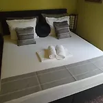 Luxury Kyara Centre Netflix *