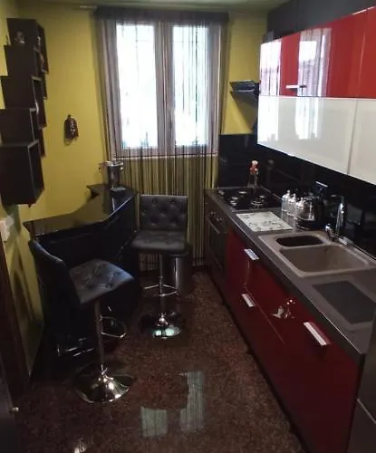 Luxury Kyara Centre Netflix Lejlighed